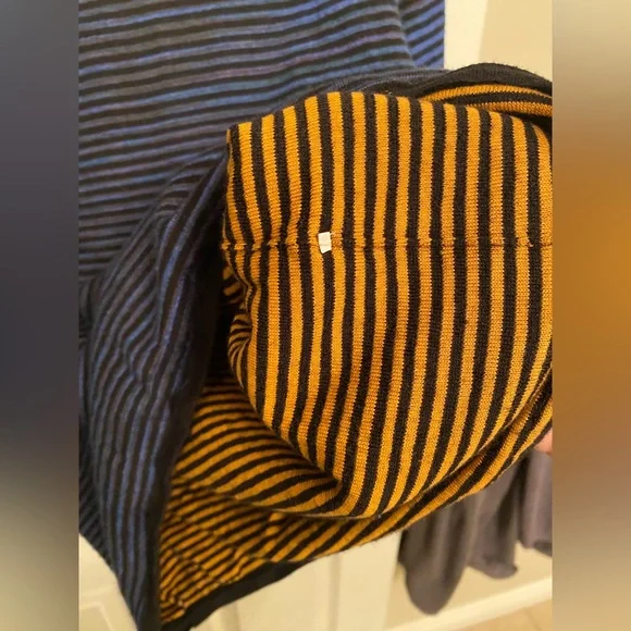 SOLD Missoni Cashmere Blend Reversible Striped Sweater - Picture 5 of 8